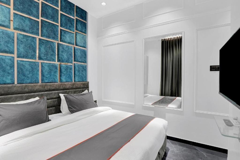 Hotel The Lowell สุรัต ภายนอก รูปภาพ