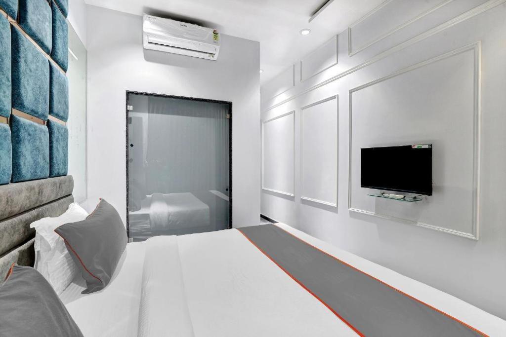Hotel The Lowell สุรัต ภายนอก รูปภาพ