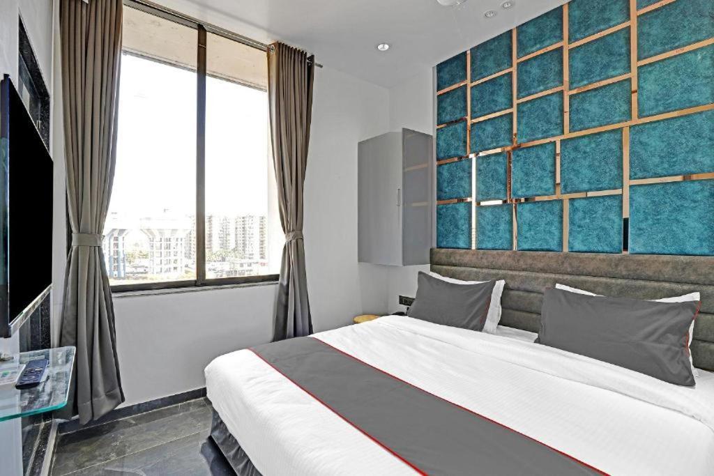 Hotel The Lowell สุรัต ภายนอก รูปภาพ